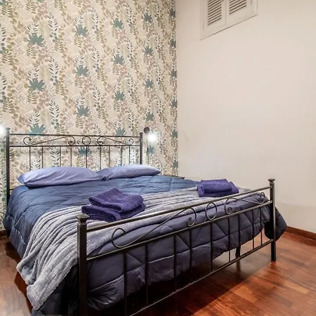 Eagle 招待所