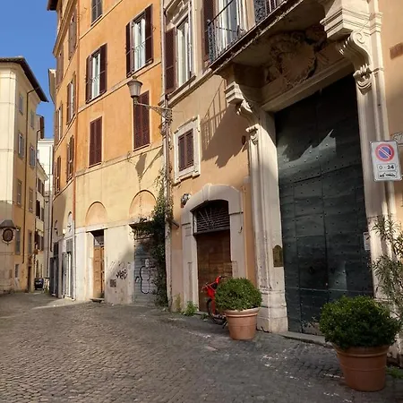 בית הארחה Eagle 3*